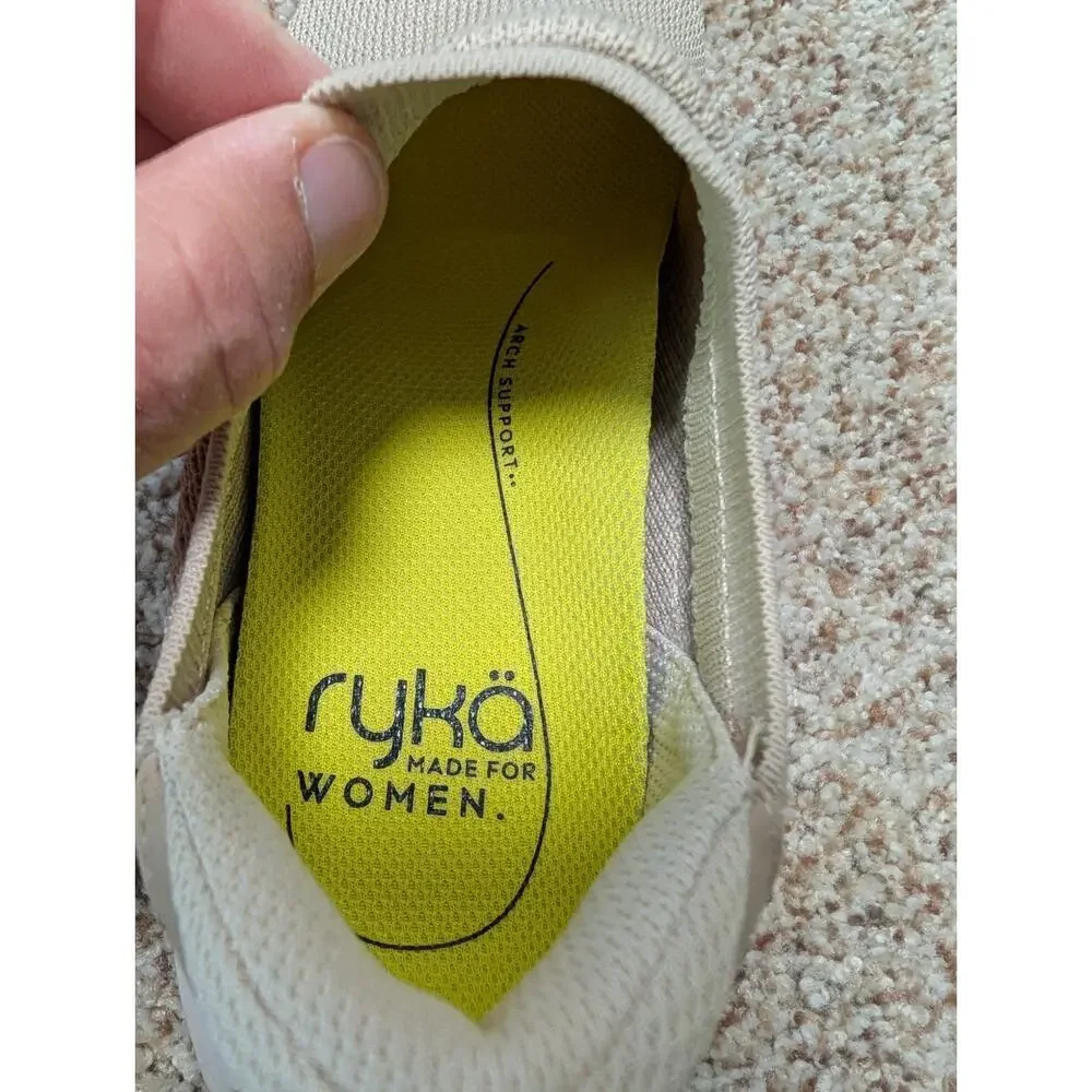 RYKA Jumopstart women's slip on sneaker size 6, taupe/tan